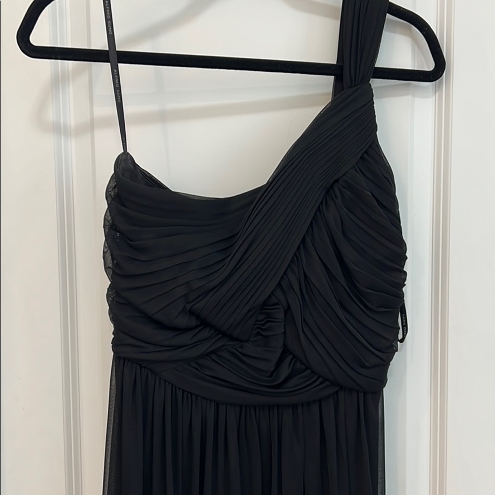 Black one shoulder bridesmaid/formal dress